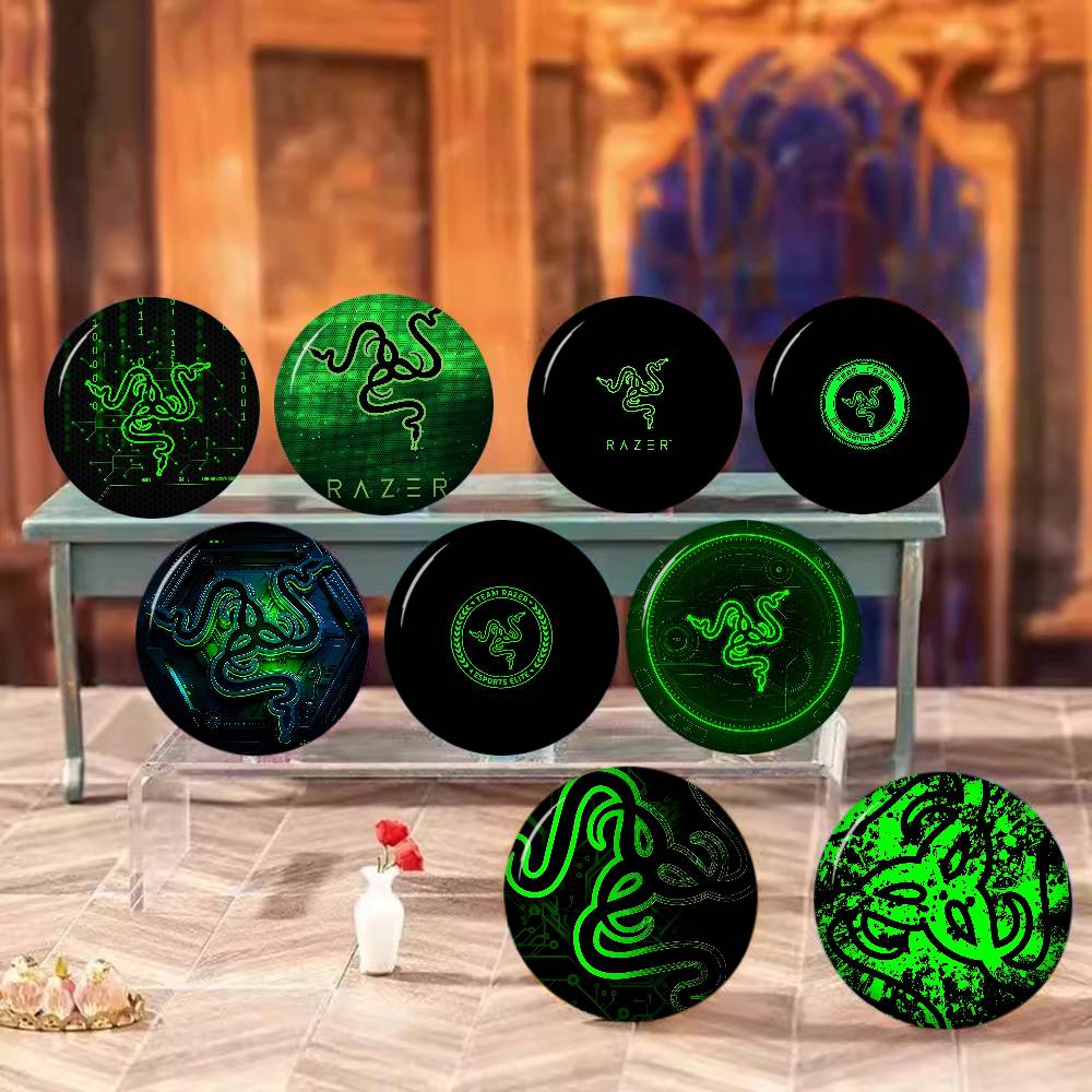 Gaming Accessories Razer - Marka akcesoriów do gier R-Razer, okrągłe
