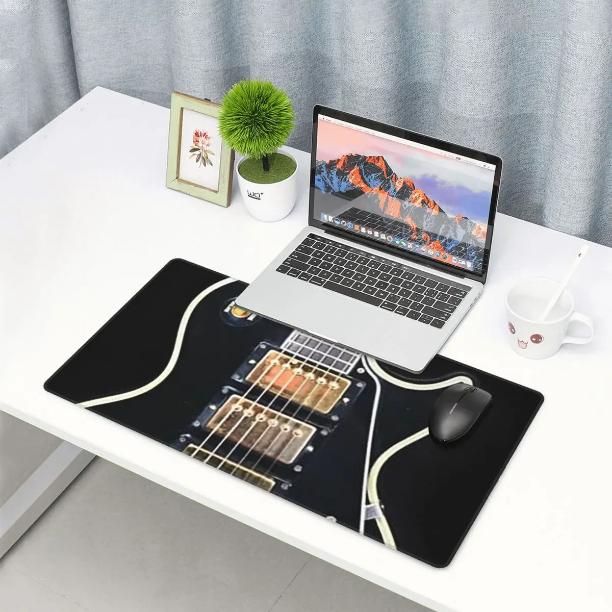 Gaming Accessories Shop - Duża podkładka pod mysz Gibson Custom