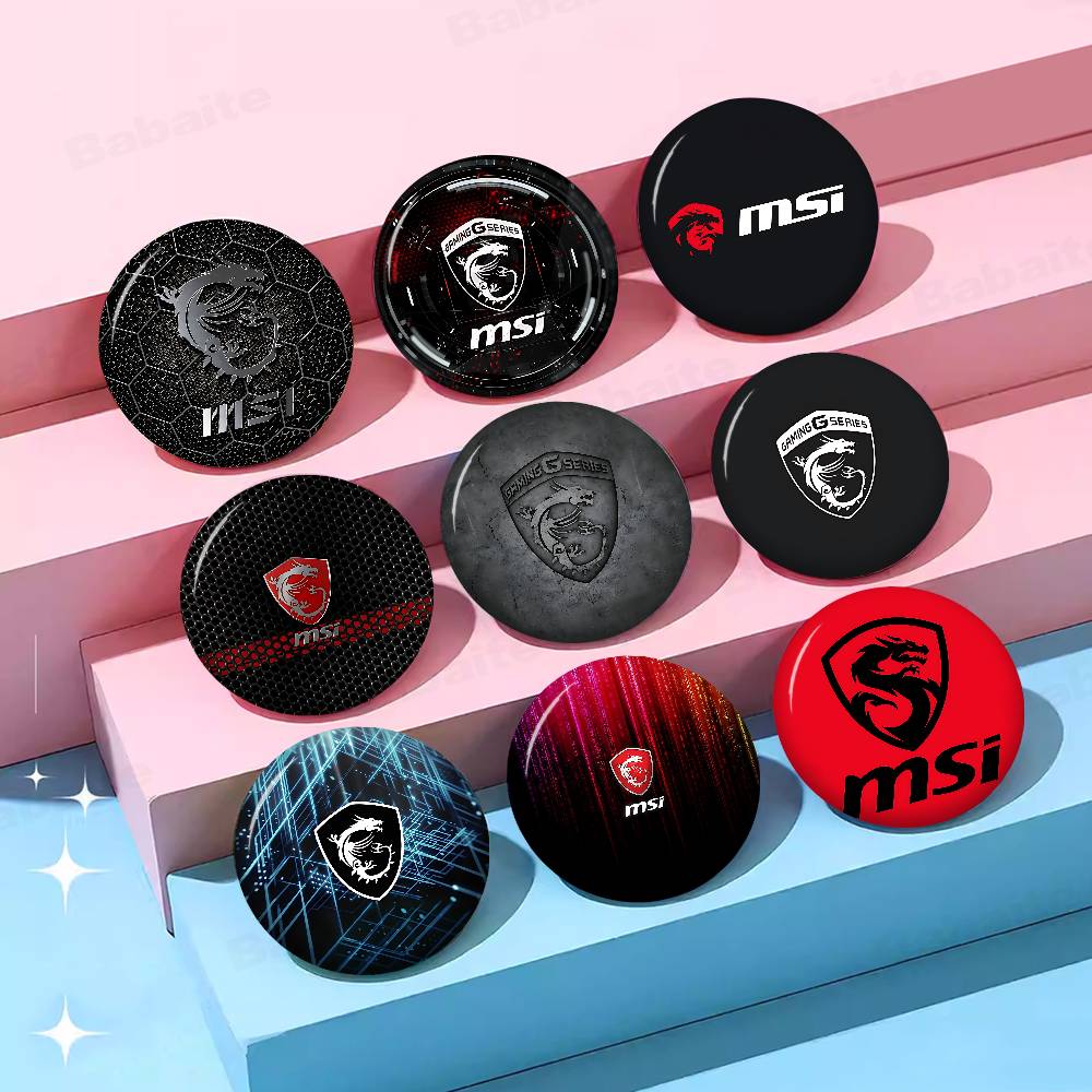 Gamingowa przypinka/broszka M- – Gaming Accessories Logo recenzja i cena
